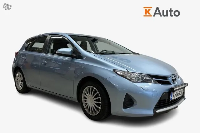 Toyota Auris 1,33 Dual VVT-i Life 5ov * Vetokoukku / lohko+s Image 1