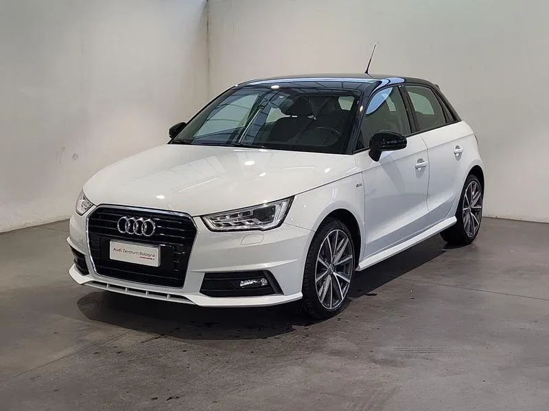 AUDI A1 1.4 TDI S tronic Admired Image 1