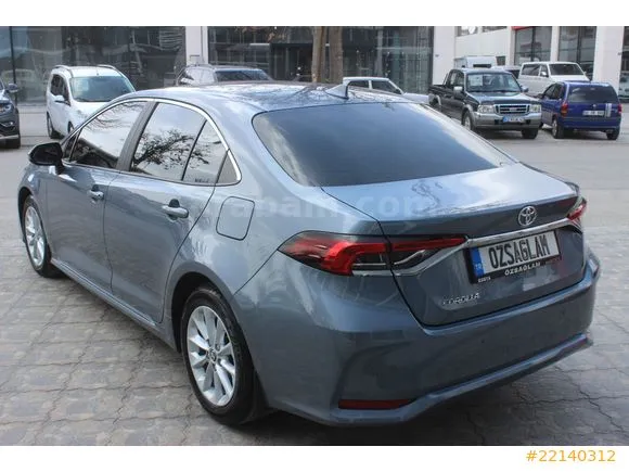 Toyota Corolla 1.5 Dream Image 5